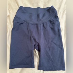 Balance / Vitality biker shorts L